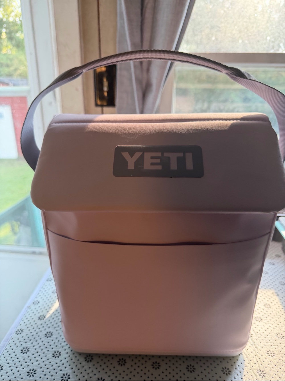 Yeti Cherry Blossom Insulated lunch bag 9L